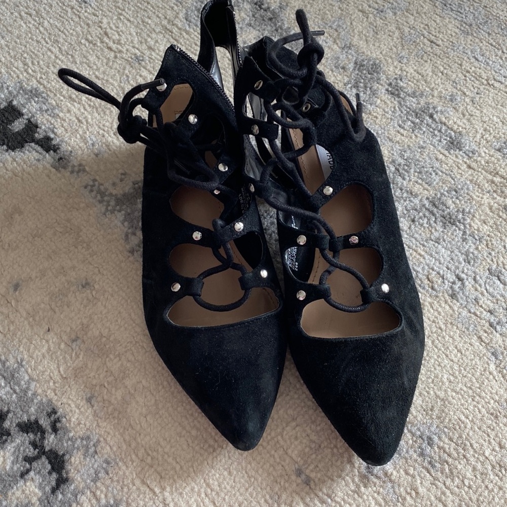 Steve Madden suede lace up shoes